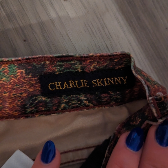 Lucky Brand Charlie Skinny Jeans - Picture 3 of 3